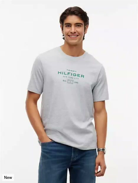 nyc hilfiger logo t shirt