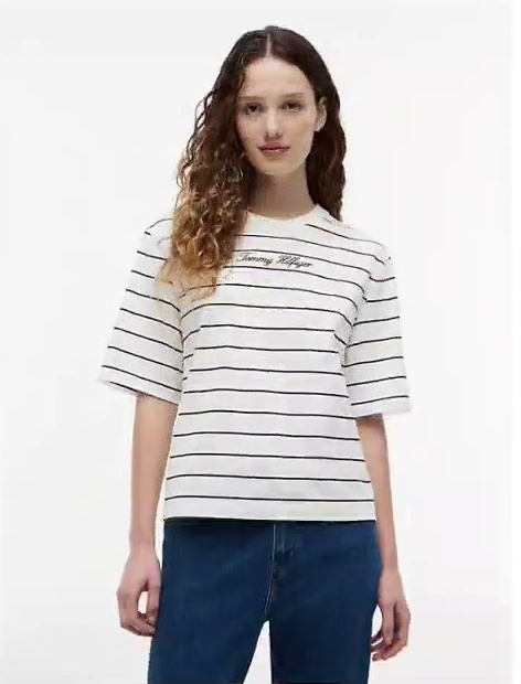 relaxed fit embroidered script t shirt
