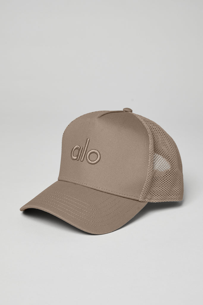 Окружной грузовик hat Окружной грузовик hat