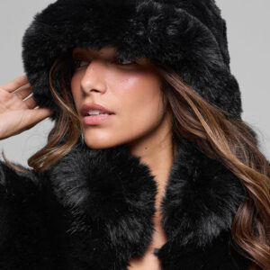 Оригинальное название: faux fur starstruck bucket hat