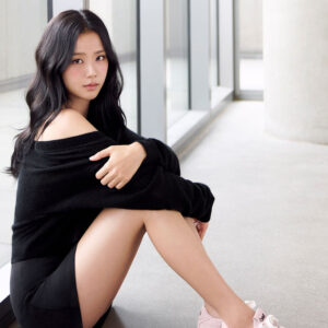 alo sunset sneaker + jisoo