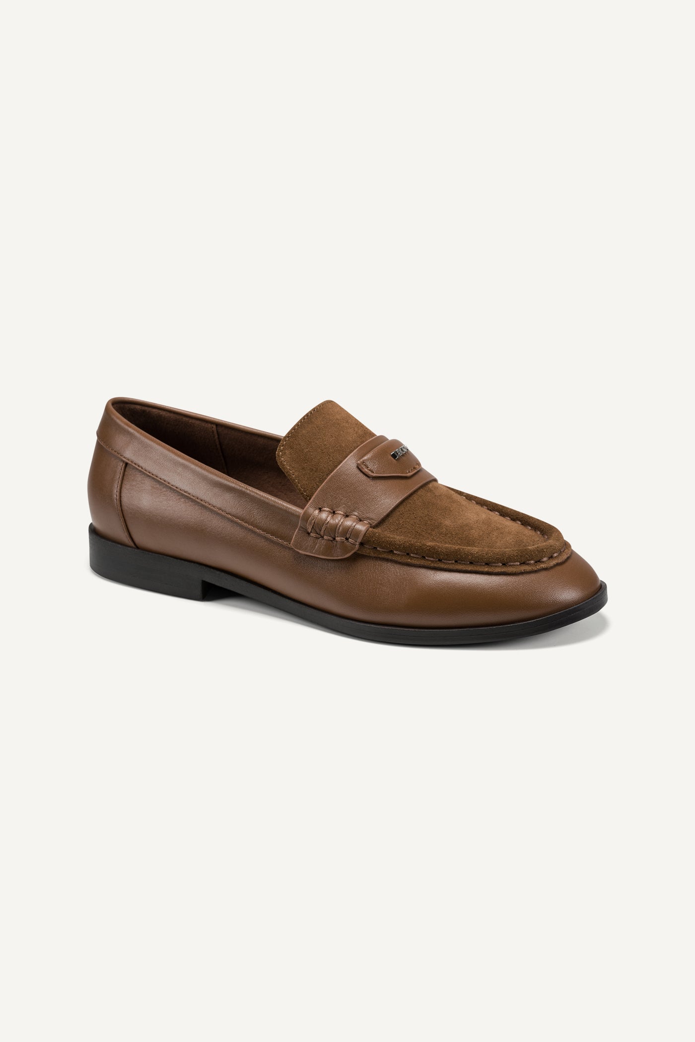 daykin loafer12mm k3656523 walnut 3 4profileview daykin loafer12mm k3656523 walnut 3 4profileview