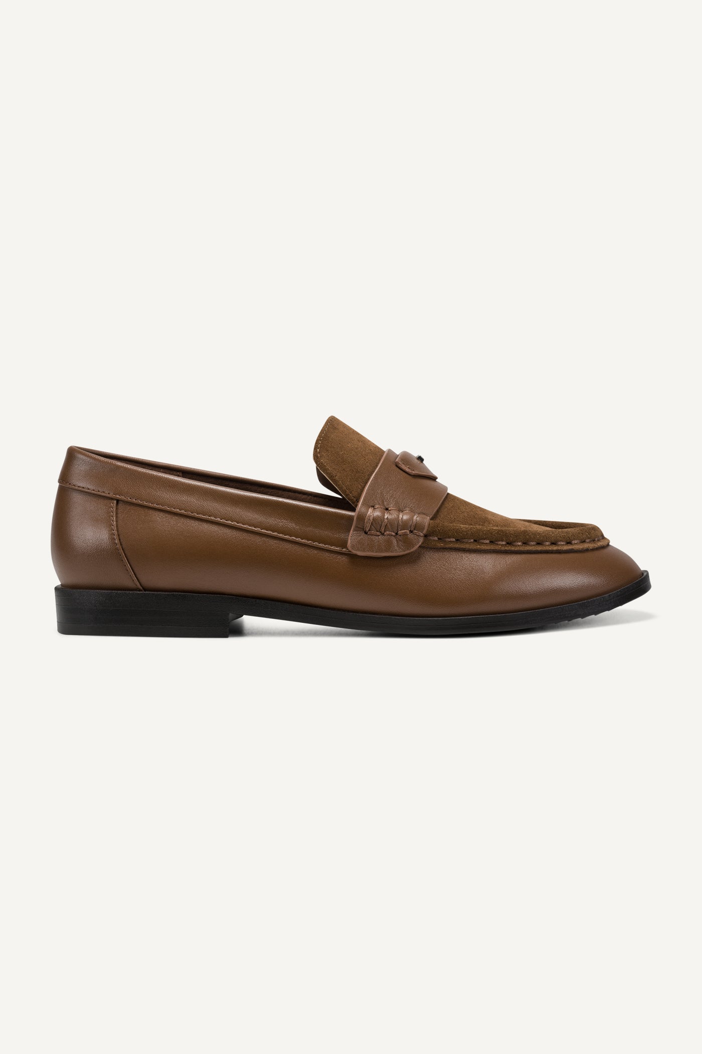 daykin loafer12mm k3656523 walnut sideview daykin loafer12mm k3656523 walnut sideview