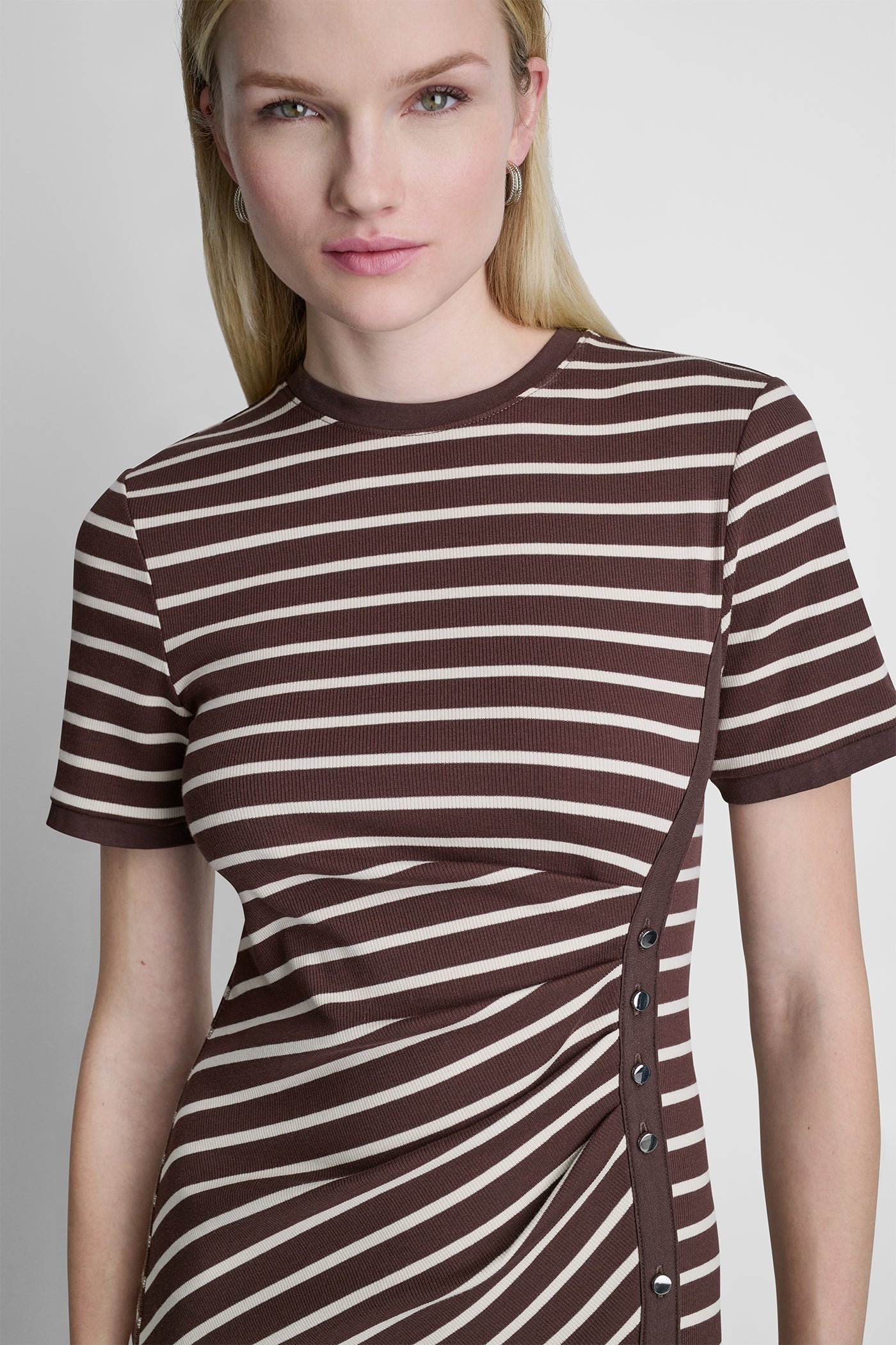 dknydd07226 32 dd6x1t98 i1u alt2 dknydd07226 32 dd6x1t98 i1u alt2