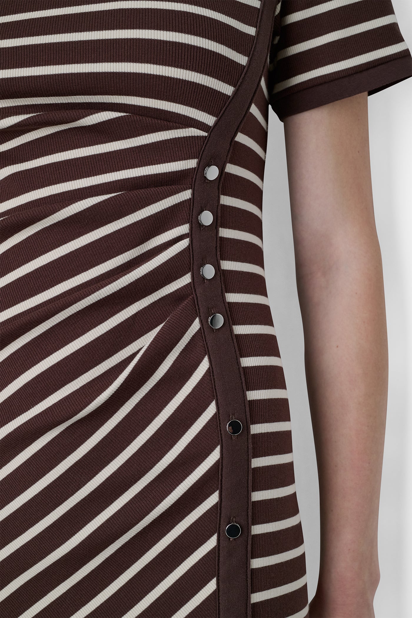 dknydd07226 32 dd6x1t98 i1u alt3 dknydd07226 32 dd6x1t98 i1u alt3