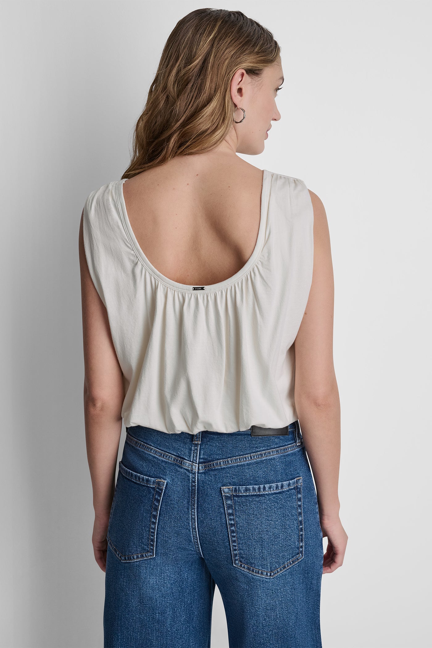dknydj03826 20 dj6t1775 en2 b dknydj03826 20 dj6t1775 en2 b