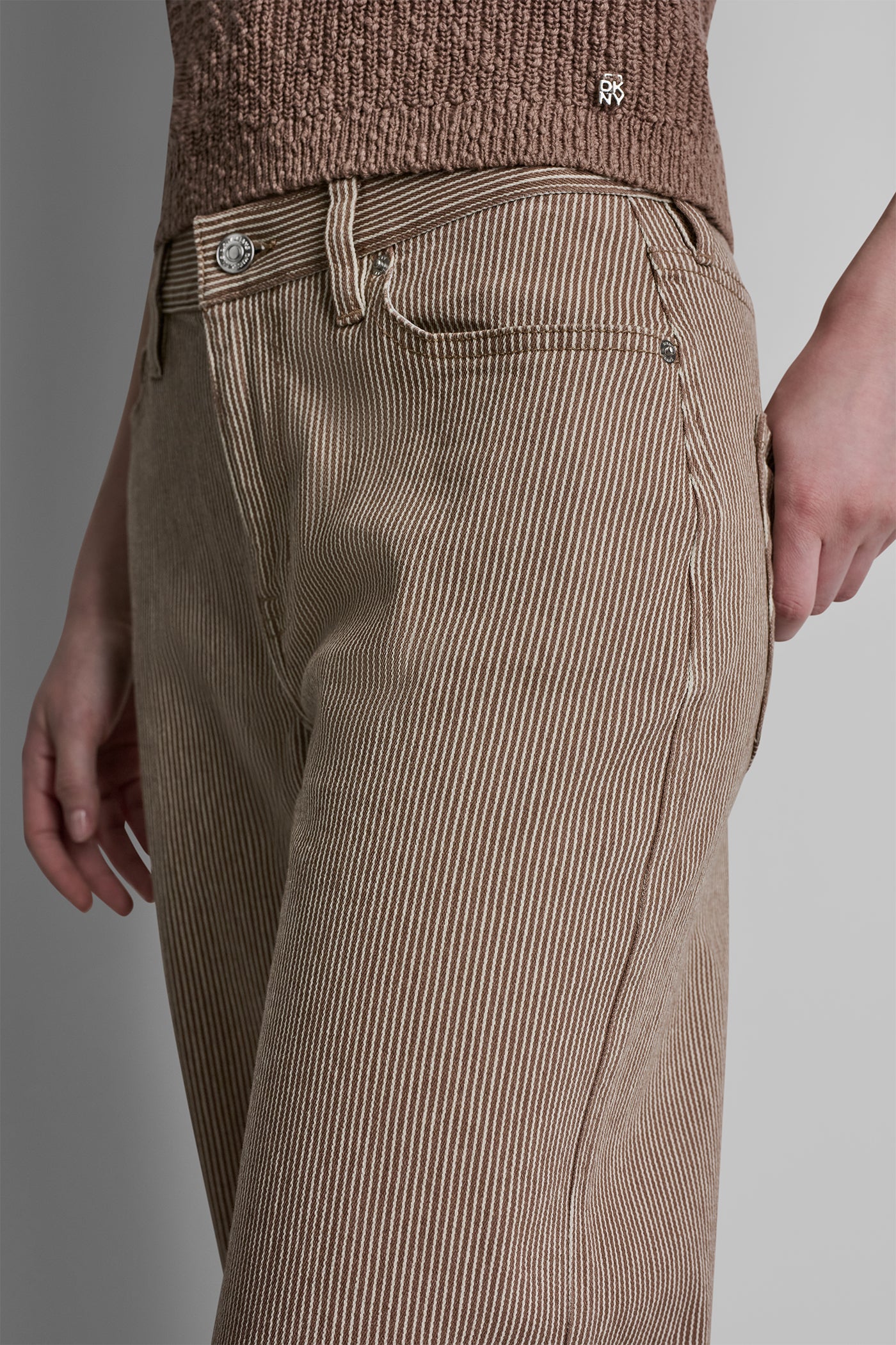 dknydj06026 1 dj6a4131 go9 alt2 dknydj06026 1 dj6a4131 go9 alt2