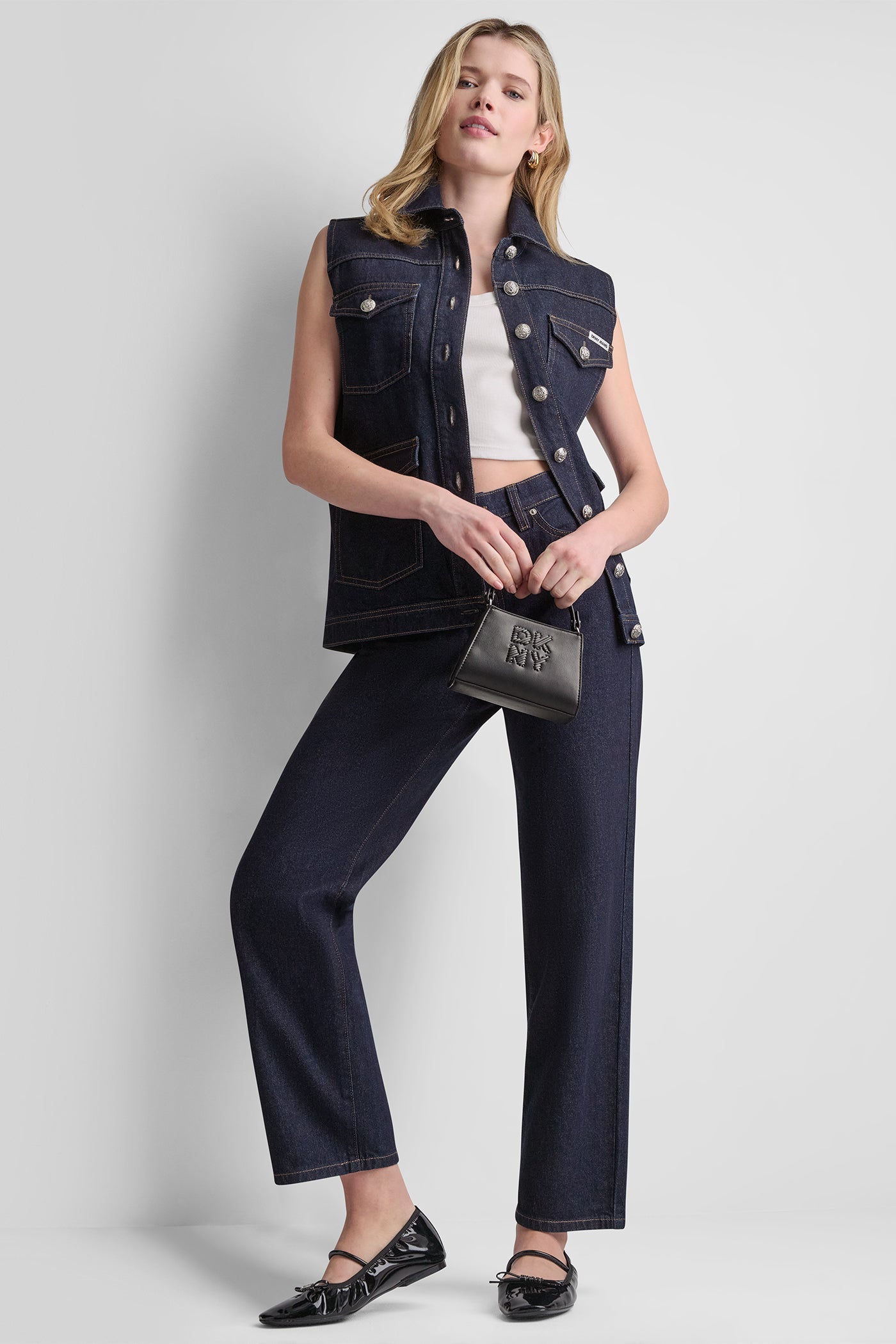 dknydj06326 21a dj6g4249 o09 retail dknydj06326 21a dj6g4249 o09 retail