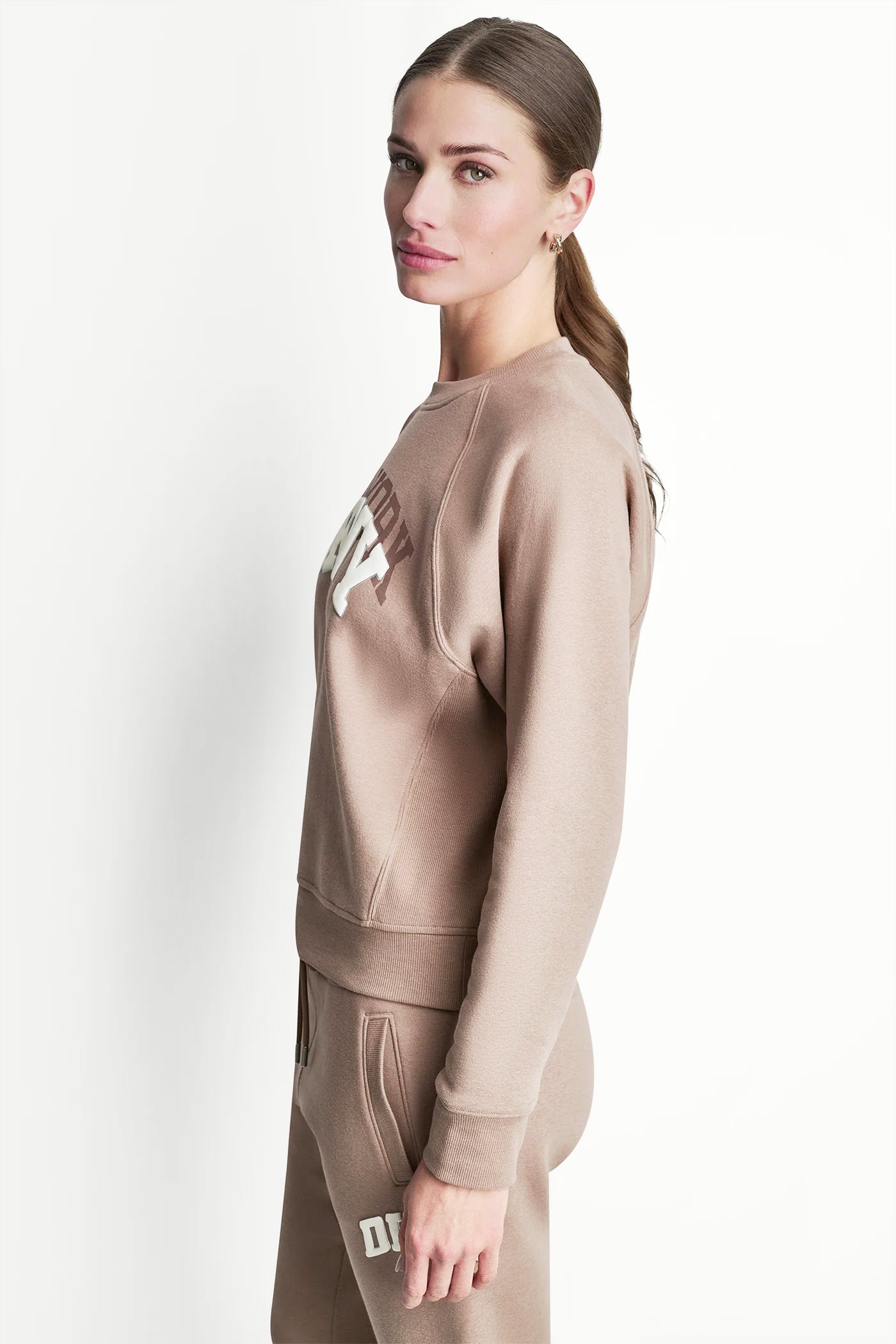 dknydp02126 15 dp6t1755 d53 s bfe420a9 4876 4d04 aac4 e8a5b9f8e006 dknydp02126 15 dp6t1755 d53 s bfe420a9 4876 4d04 aac4 e8a5b9f8e006