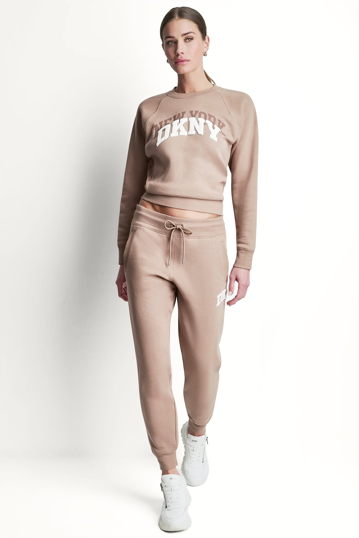 dknydp02126 16 dp6p3896 d53 alt1 4c2865bf b09a 4dd2 9890 45f86990efea dknydp02126 16 dp6p3896 d53 alt1 4c2865bf b09a 4dd2 9890 45f86990efea