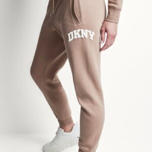 dknydp02126 16 dp6p3896 d53 s 2fd678c7 44a1 4de5 8b01 fd4e70f8de28