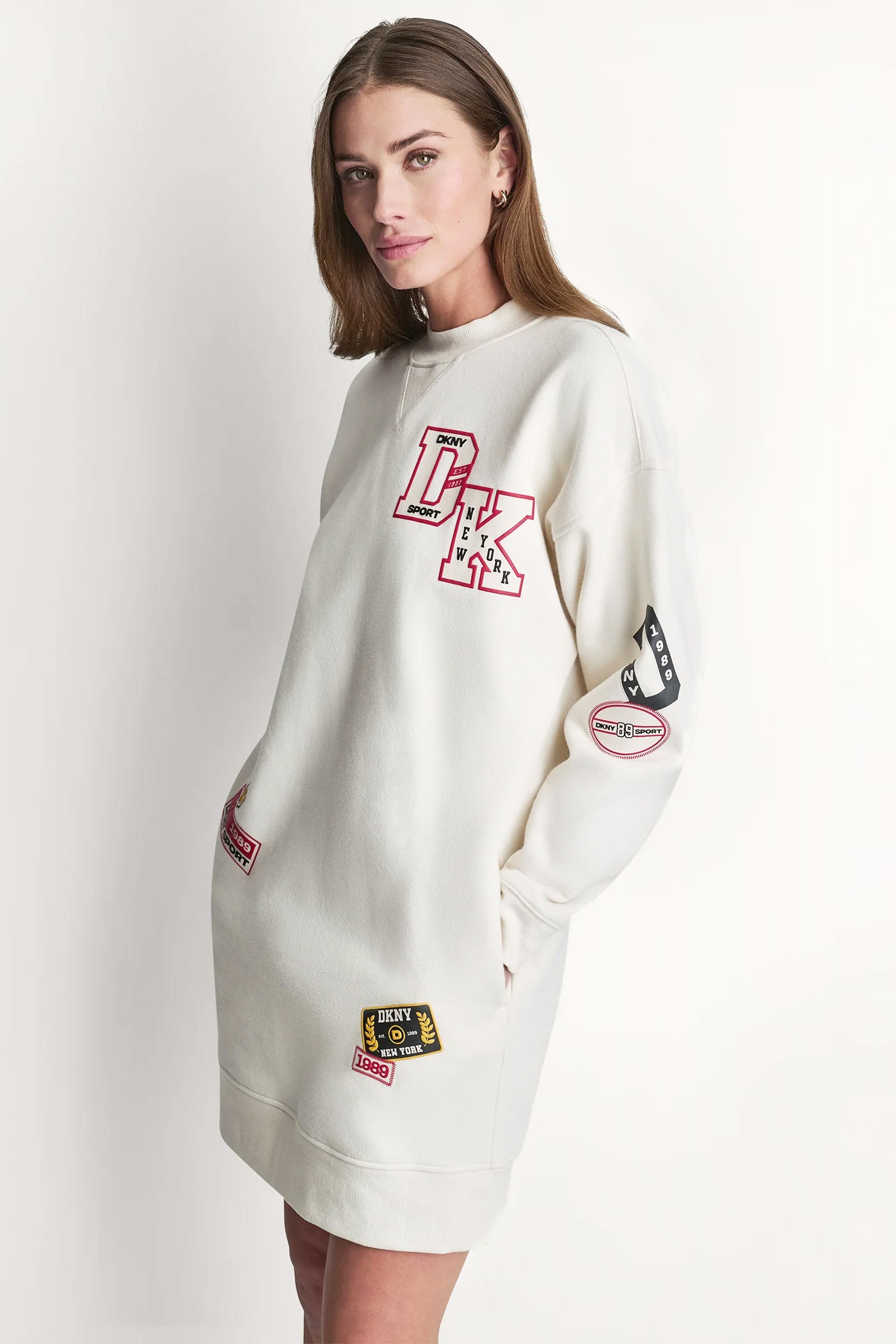 dknydp02126 18 dp6d4951 en2 f 228e4621 116d 4832 8d81 bbcb008f0092 dknydp02126 18 dp6d4951 en2 f 228e4621 116d 4832 8d81 bbcb008f0092