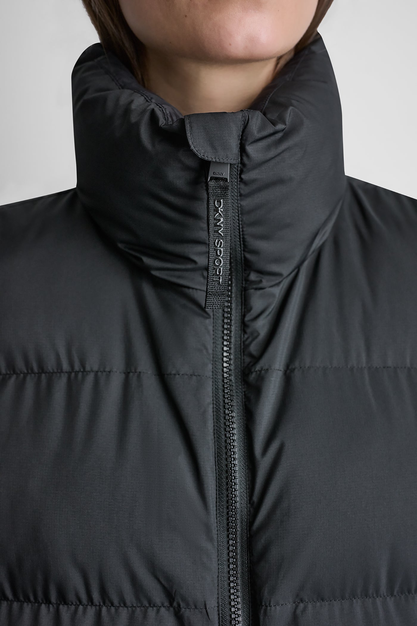 dknydp06926 17 dp6v3145 blk alt4 dknydp06926 17 dp6v3145 blk alt4