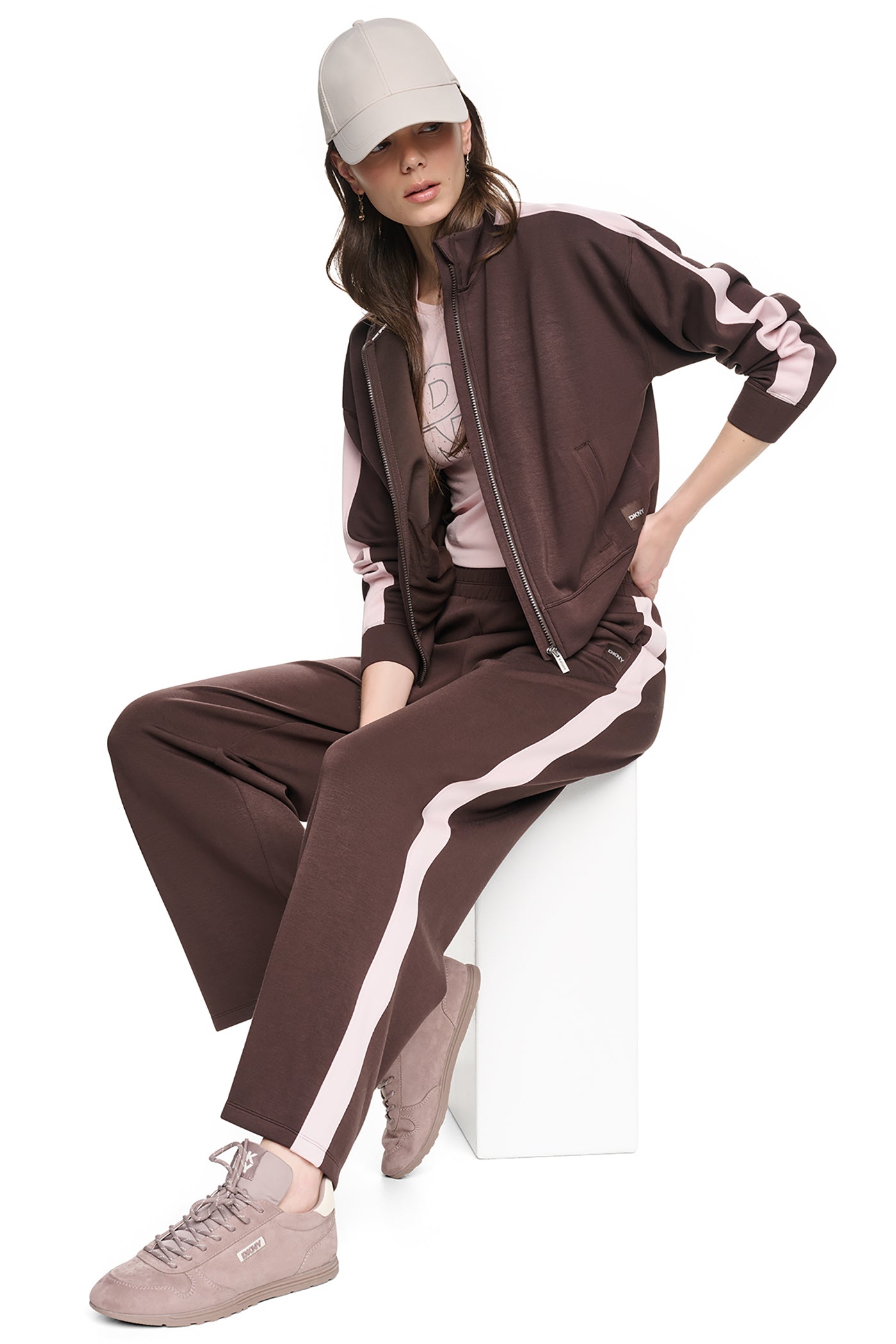 dknydp11126 9a dp6p3649 iev retailb dknydp11126 9a dp6p3649 iev retailb