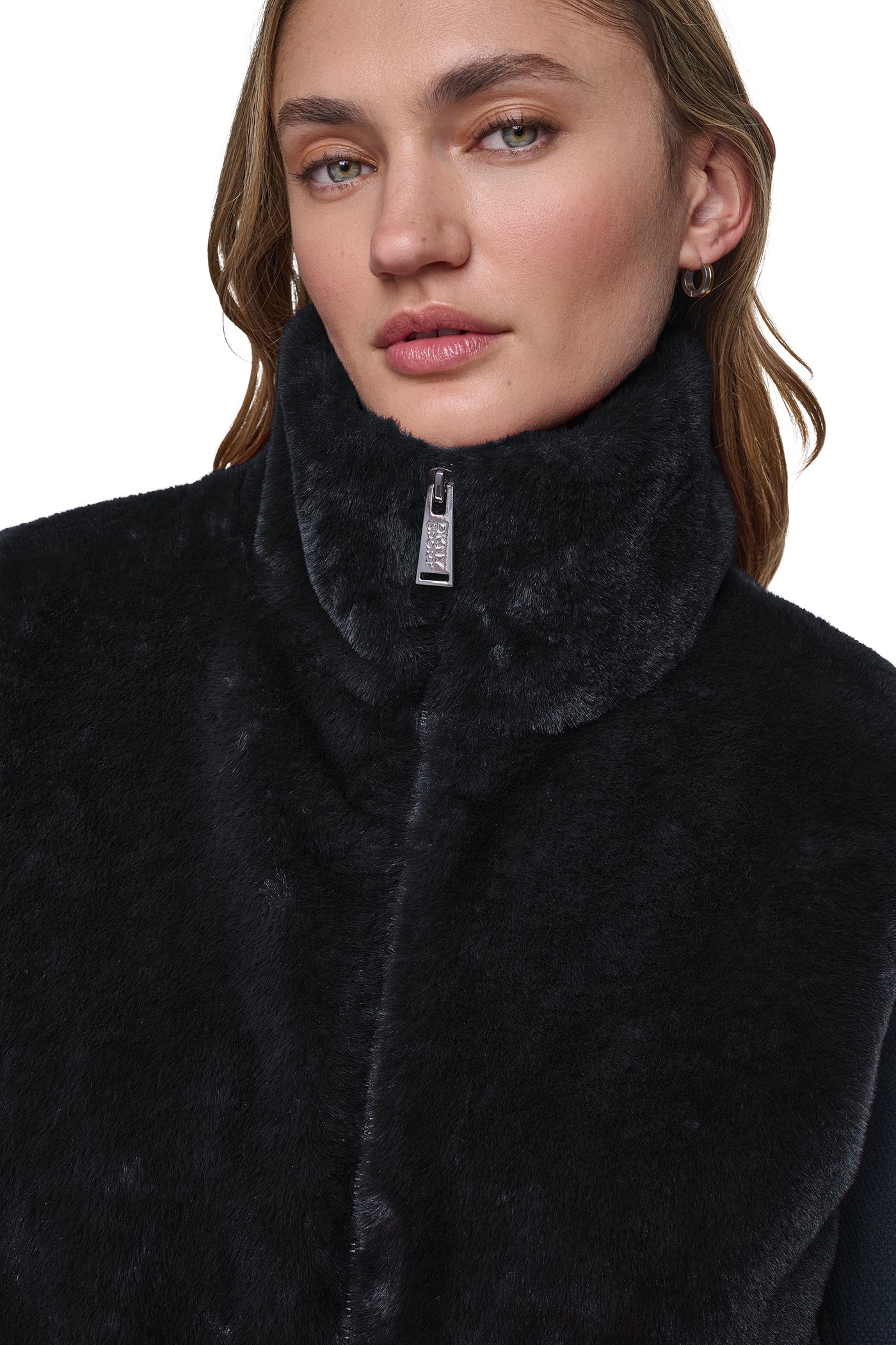 dknydp14426 35 dp6v3181 blk alt4copy dknydp14426 35 dp6v3181 blk alt4copy