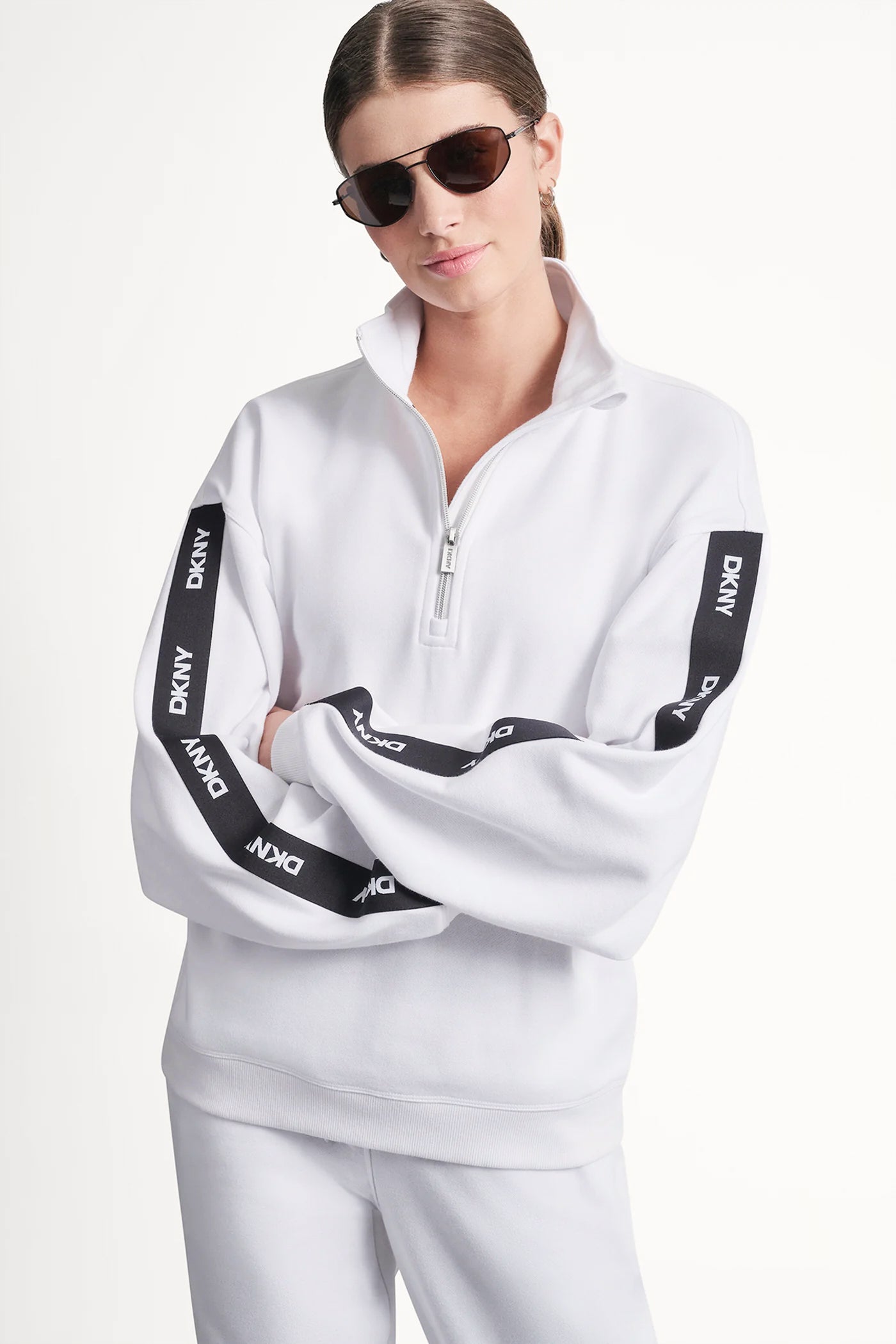 dknydp25025 10r dp6t1656 wht retailb 6922bce0 e153 4c18 9bb0 37ca0d5c1303 dknydp25025 10r dp6t1656 wht retailb 6922bce0 e153 4c18 9bb0 37ca0d5c1303