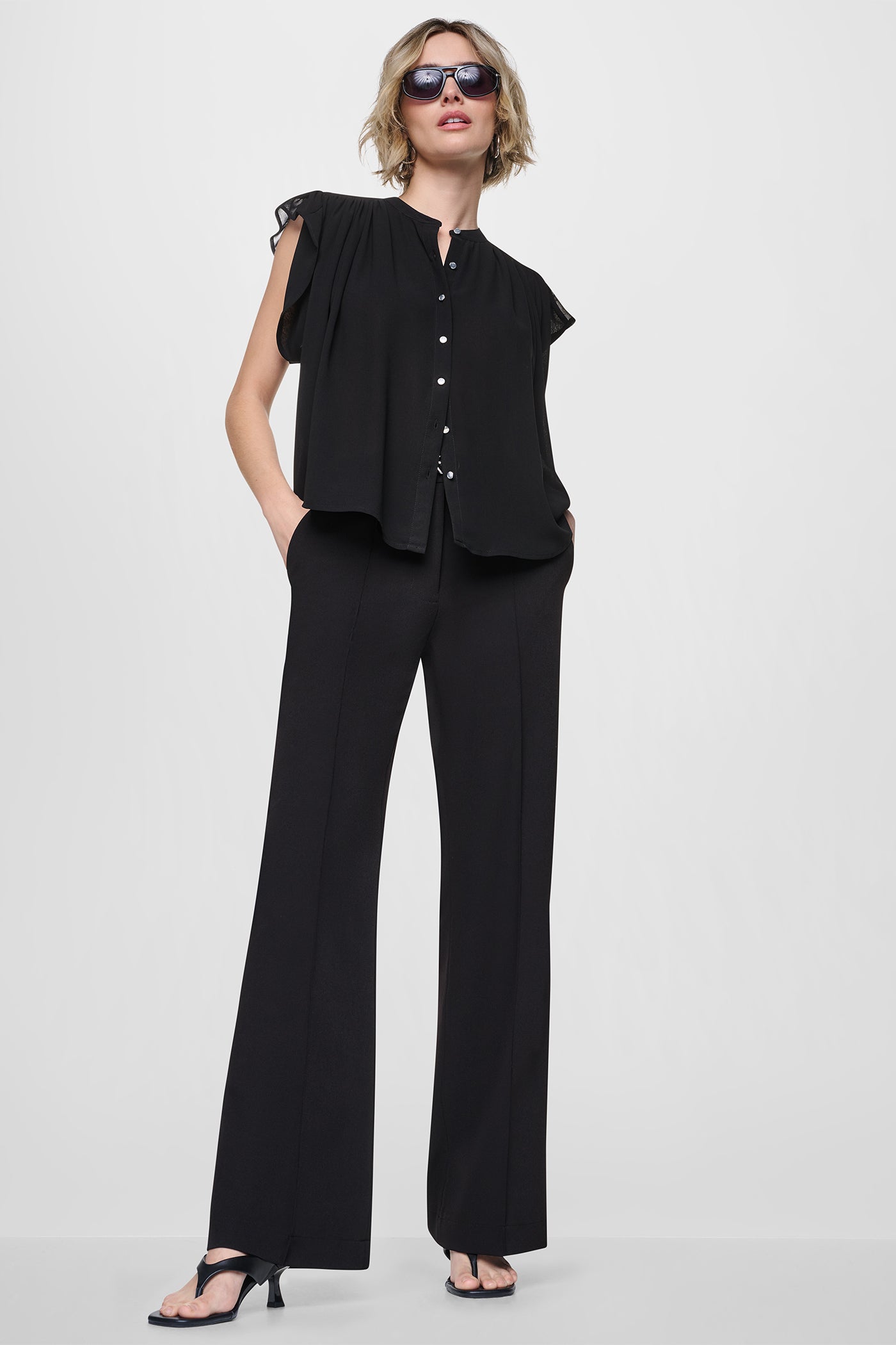 dknydu07926 20r ue6ti639 blk retaild 20a45c6b 08b9 4e00 b7b0 37859289ba05 dknydu07926 20r ue6ti639 blk retaild 20a45c6b 08b9 4e00 b7b0 37859289ba05