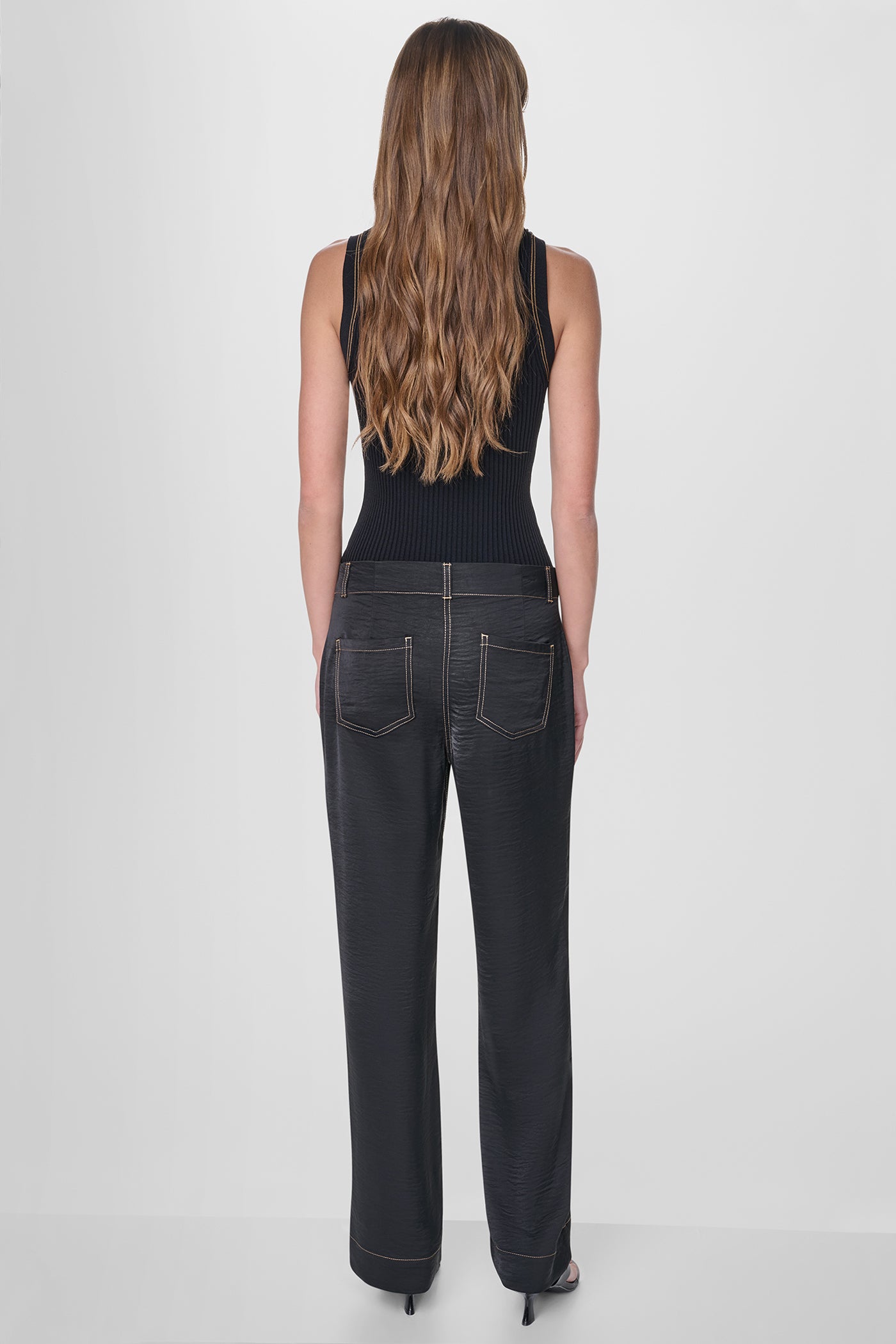 dknydw07126 29 p6ekxf90 blk alt2 0b199bfa 16eb 4f8c 8d39 0884295bc444 dknydw07126 29 p6ekxf90 blk alt2 0b199bfa 16eb 4f8c 8d39 0884295bc444