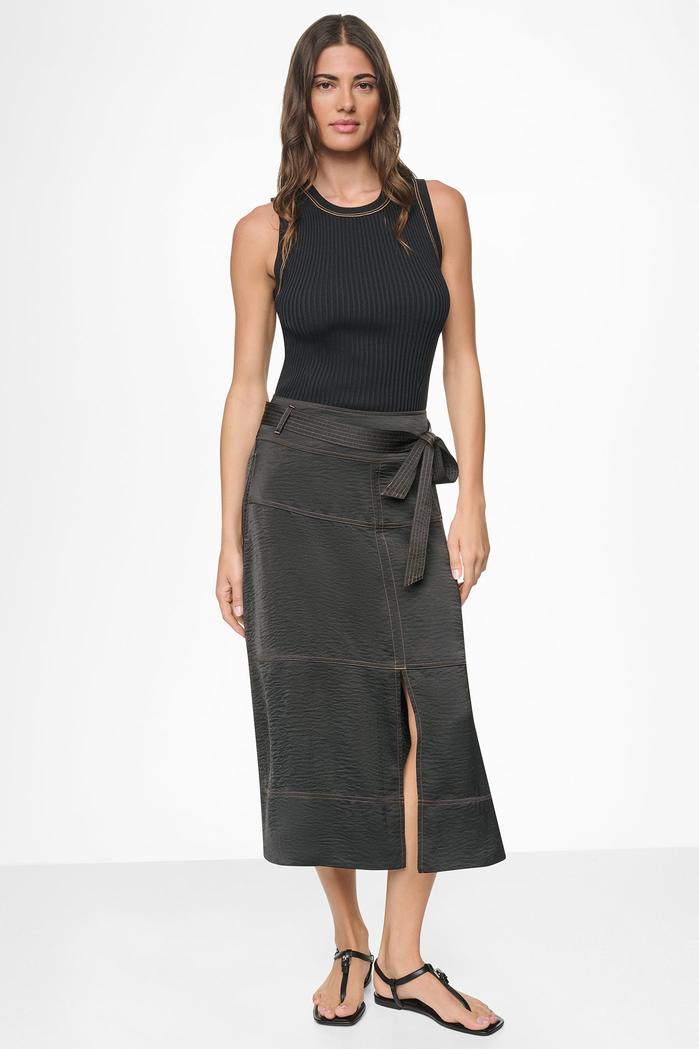 dknydw09226 10 p6enxf98 blk alt1 dknydw09226 10 p6enxf98 blk alt1