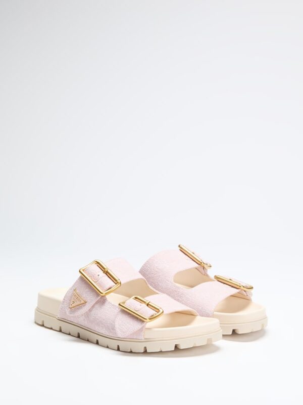 fasten sandals