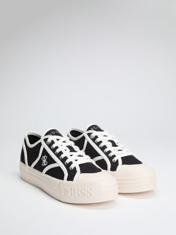 issah logo sneaker
