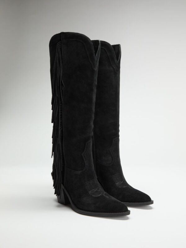sashle suede boots