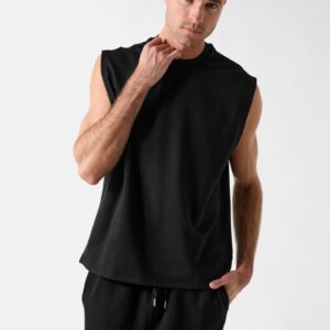 muscle crewneck tee