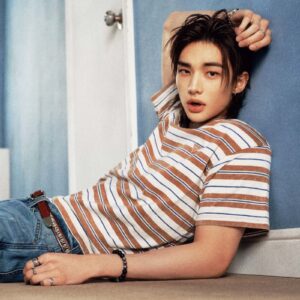 striped t shirt