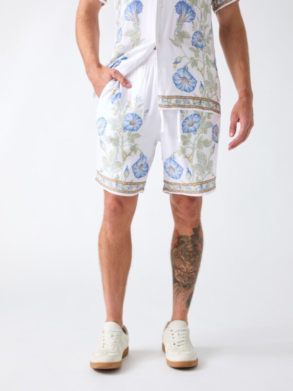 floral print shorts