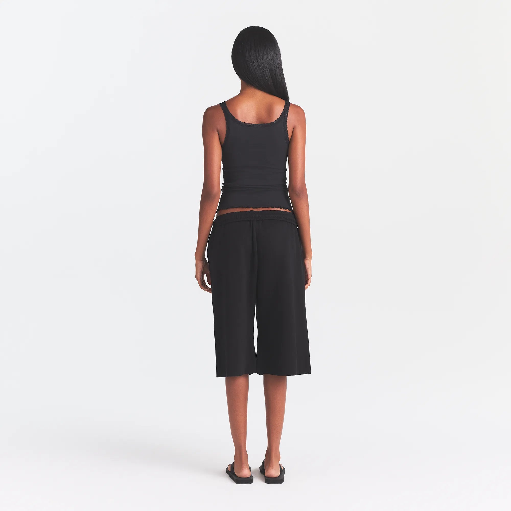 logo pointelle cami logo pointelle cami