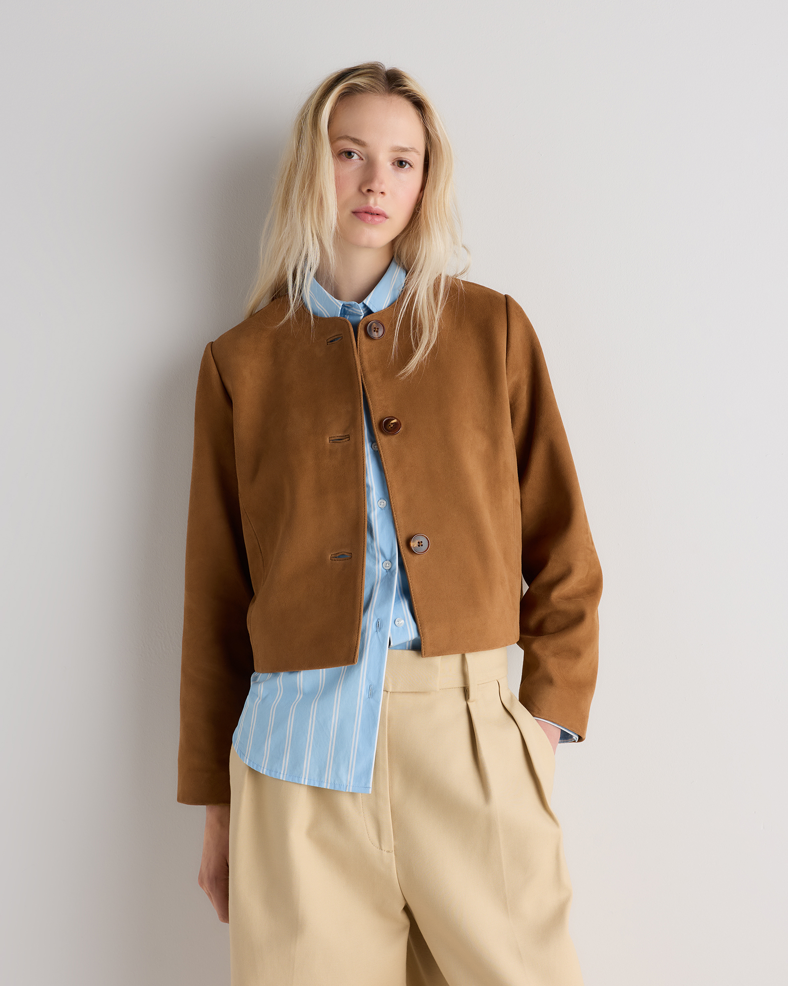 100% suede collarless cropped jacket 100% suede collarless cropped jacket