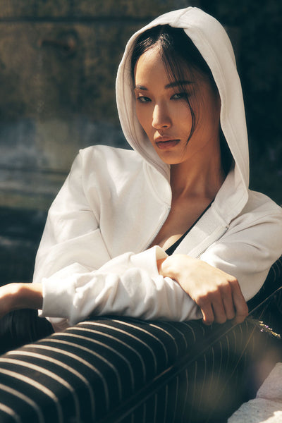 Оригинальное название: escape zip up hoodie Оригинальное название: escape zip up hoodie
