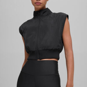 В движении vest