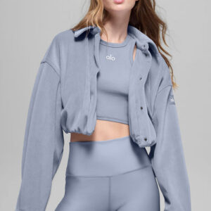 Похожие на velour cropped mountain side jacket