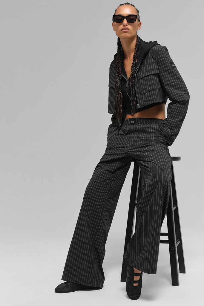 pinstripe daylight boxer pant (альбом) pinstripe daylight boxer pant (альбом)