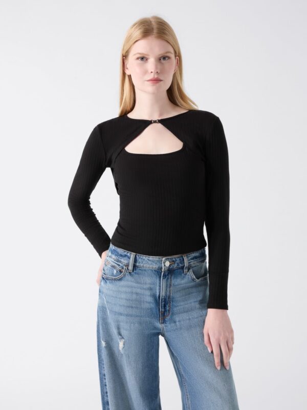 cutout top