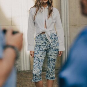 printed capri pants