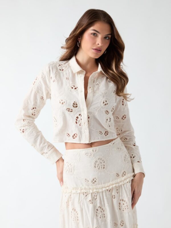 cropped shirt