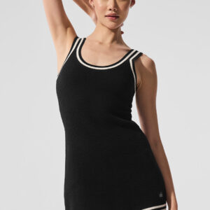 Теннисный клуб sweater knit dress