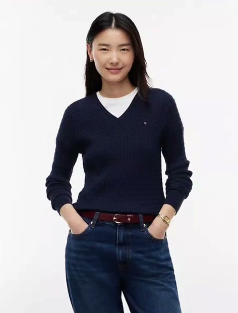 lightweight cable knit v neck sweater