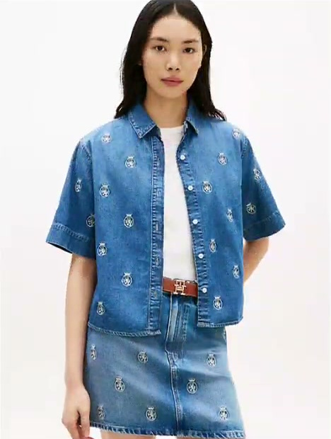 relaxed fit allover crest denim shirt