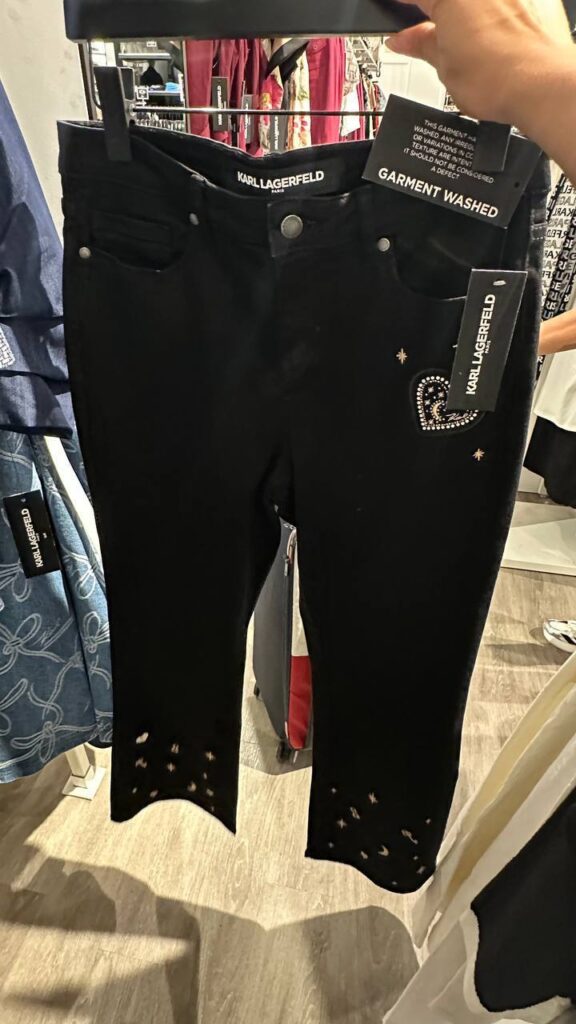 KARL LAGERFELD | SALE file 402
