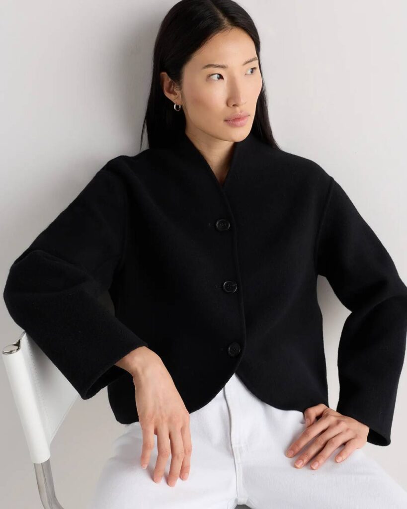 QUINCE | SALE file 686