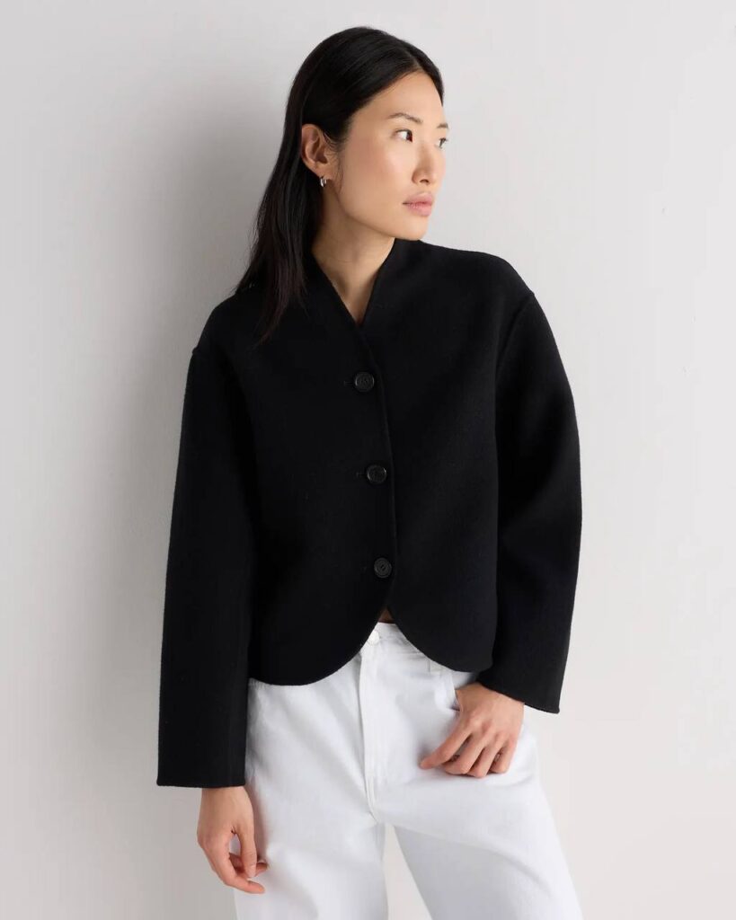 QUINCE | SALE file 688