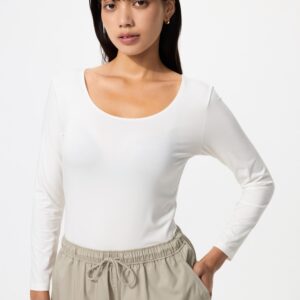 heattech t shirt | scoop neck