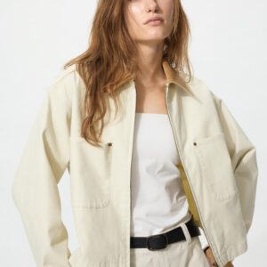 zip up short jacket