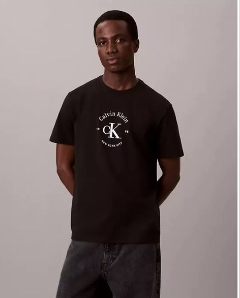 varsity crest logo graphic tee