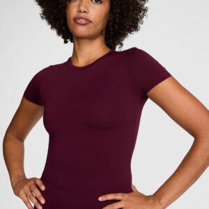pink base stretch™ short sleeve tee