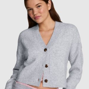 comfy girl cropped v neck cardigan