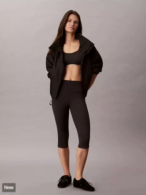 icon sport logo capri leggings